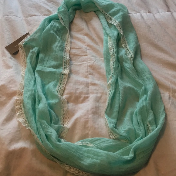 Infinity scarf - Picture 2 of 4